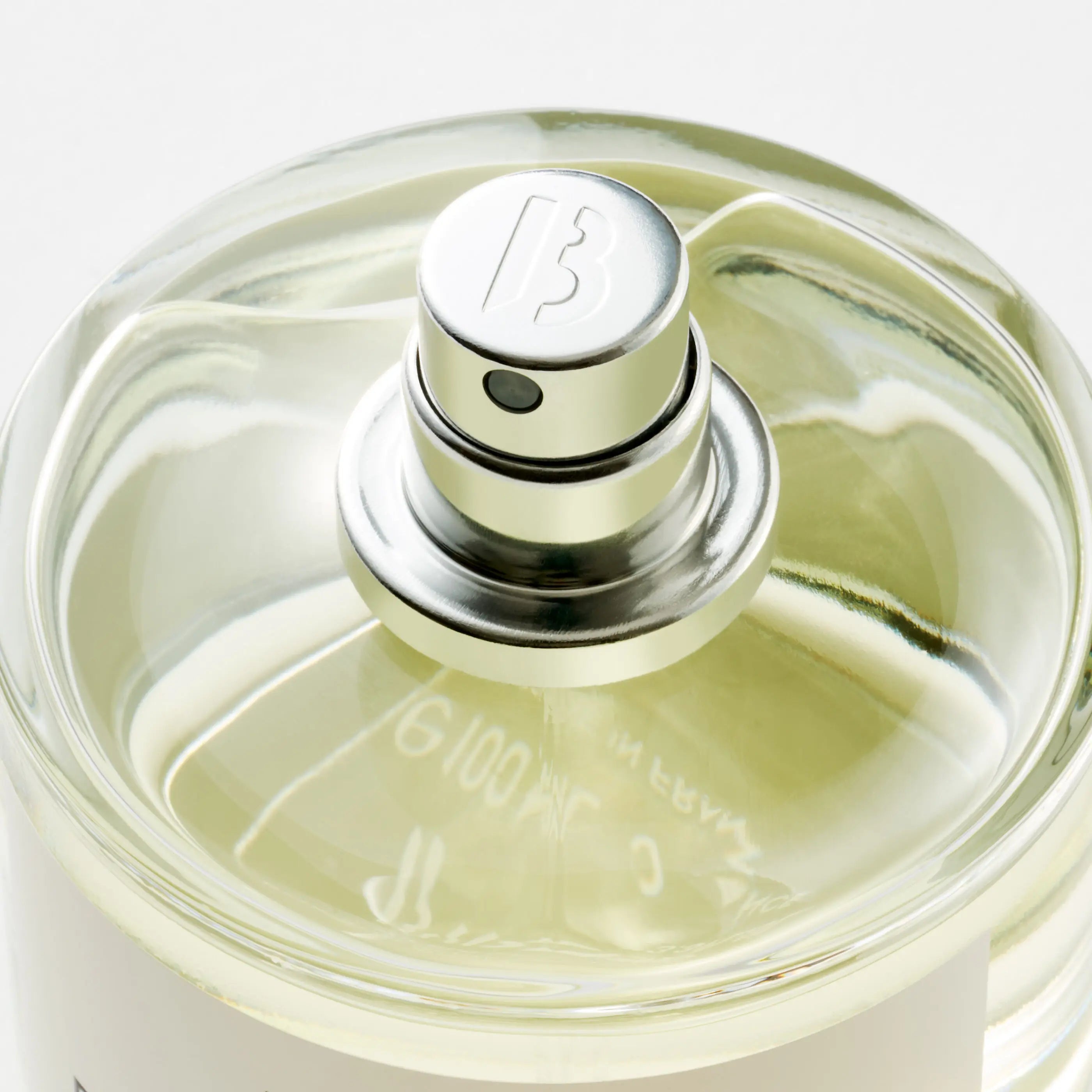 SUNDAY COLOGNE