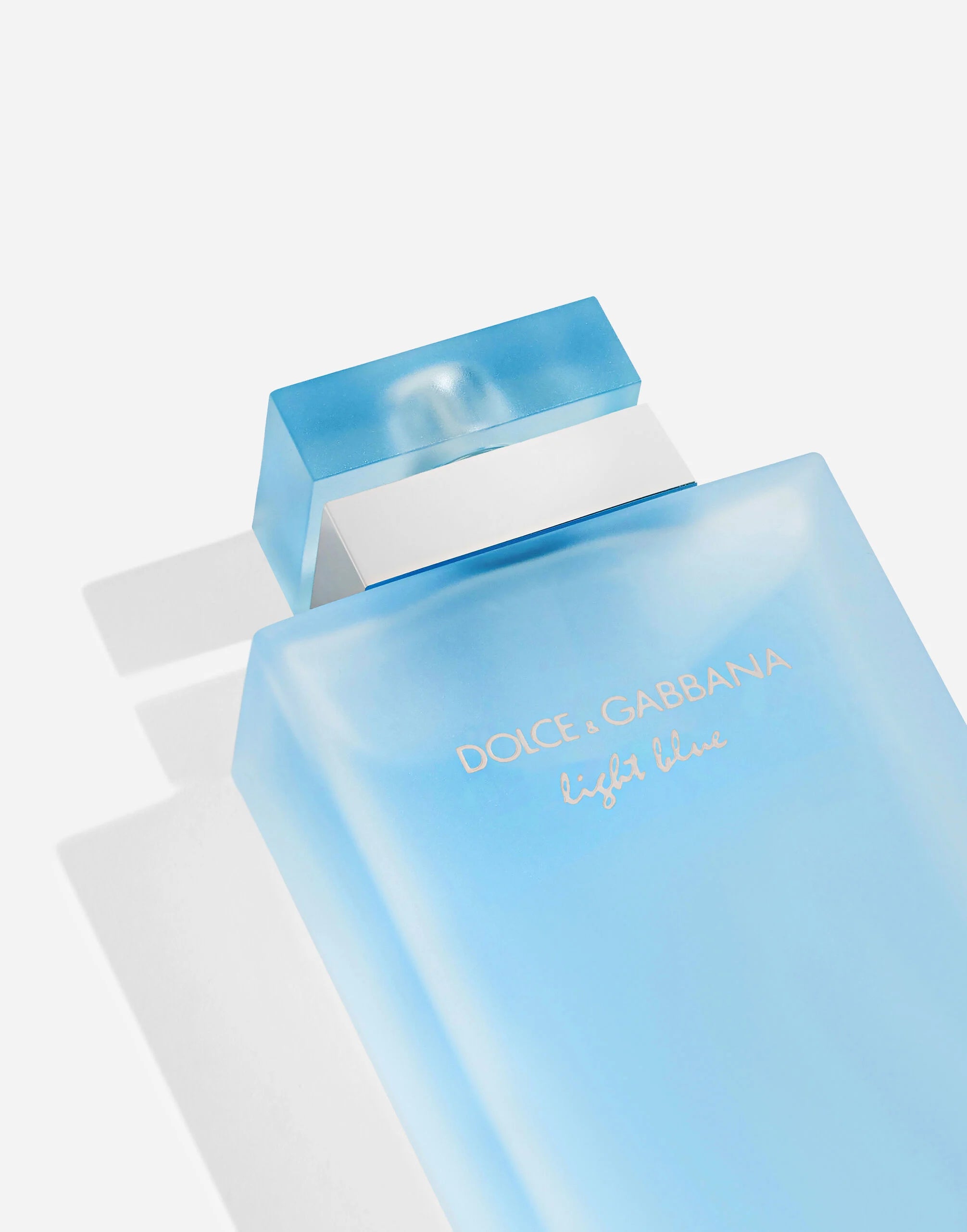 Détail du parfum femme Light Blue Eau Intense de Dolce&Gabbana
